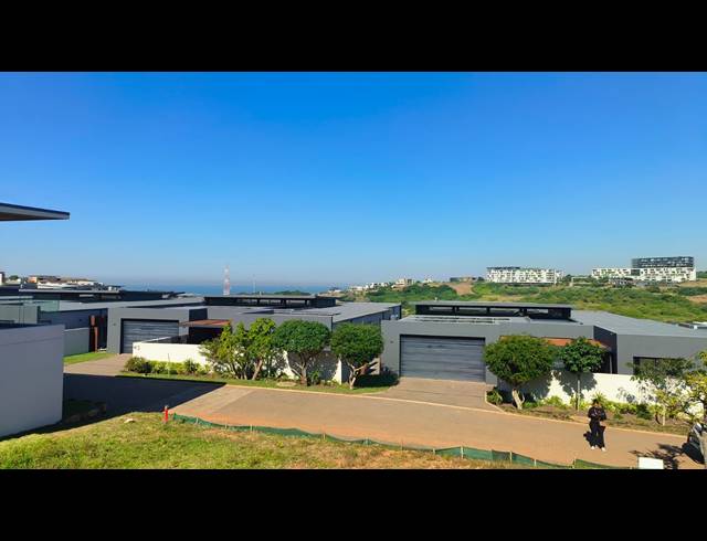 692M² VACANT LAND FOR SALE IN SIBAYA PRECINCT